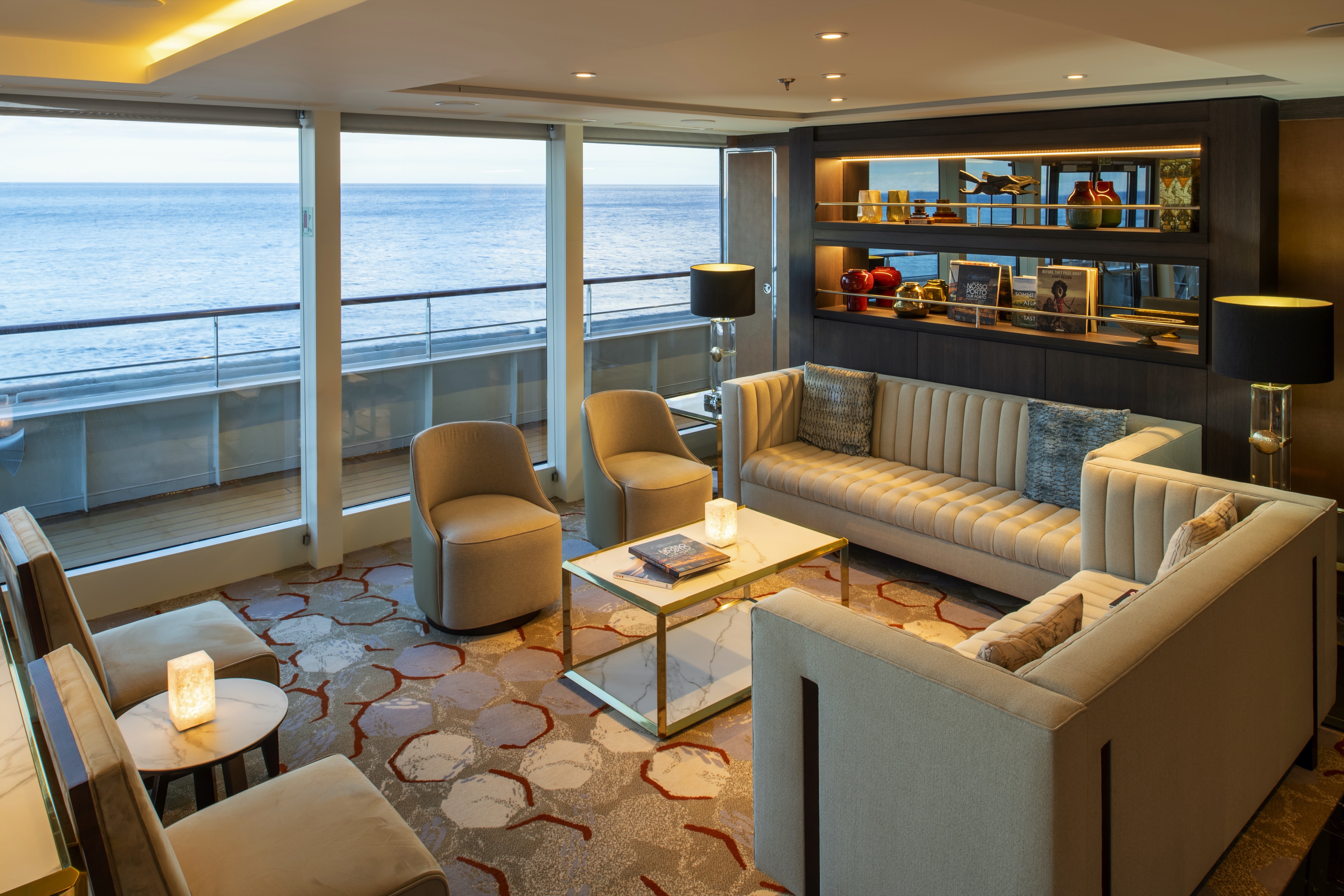 Observation Lounge & Deck on World Voyager